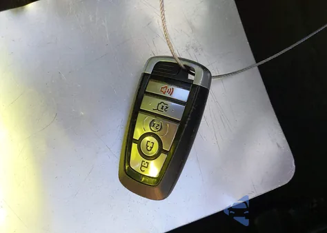 2021 Ford Explorer Xlt z USA, uszkodzony, nr VIN 1FMSK8DH7MGA28792